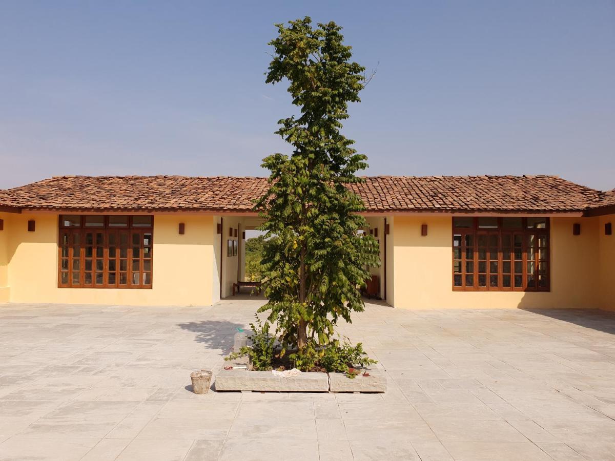 Bijapur Lodge Jawai Bagian luar foto